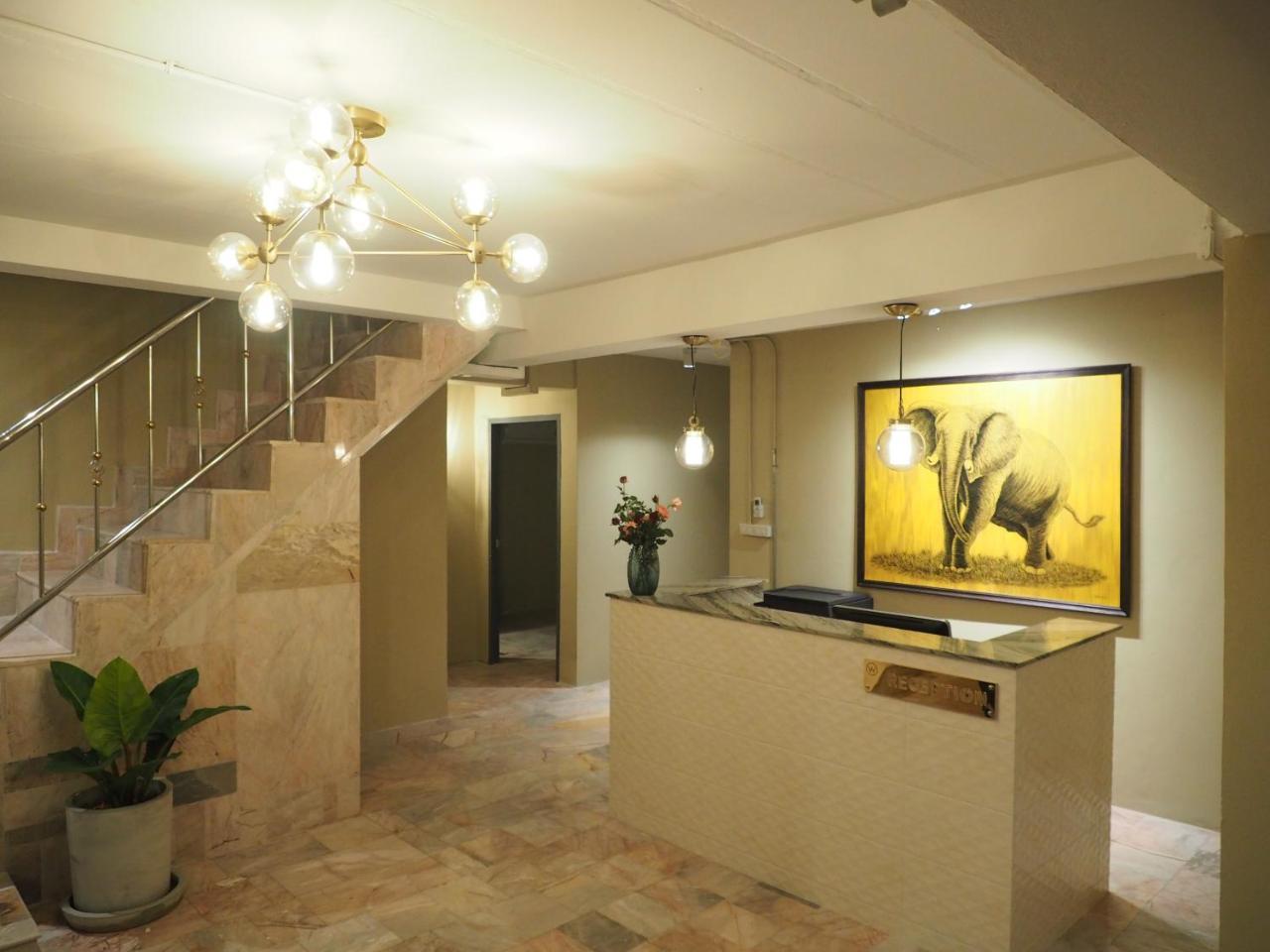 Warila Hotel Samut Prakan Exteriör bild
