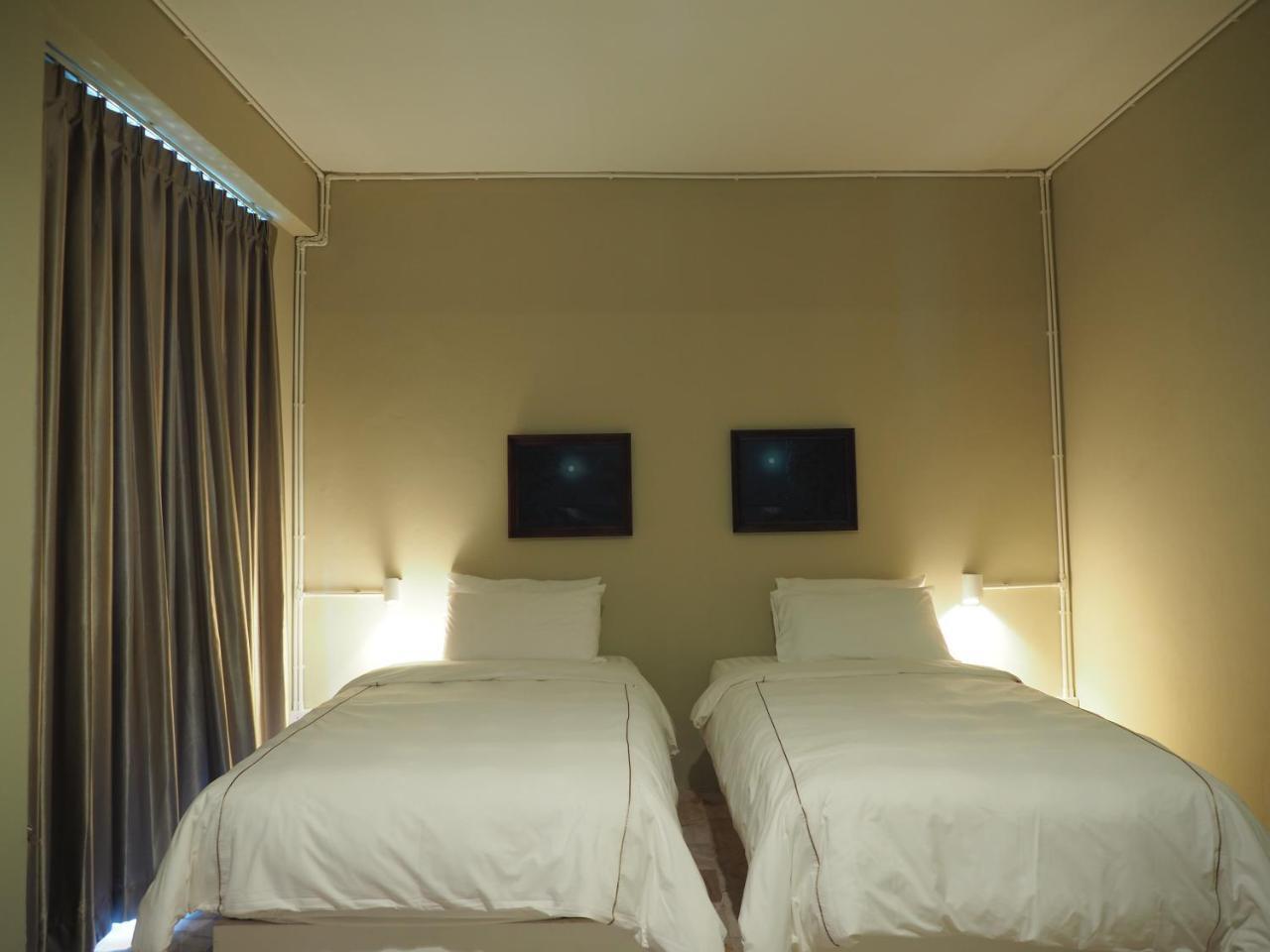Warila Hotel Samut Prakan Exteriör bild