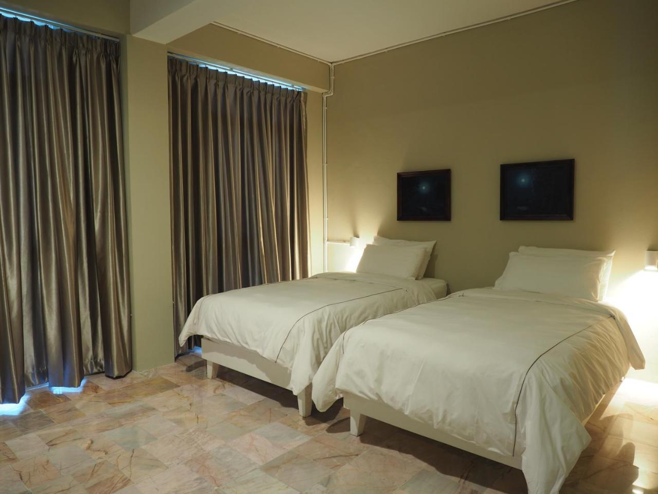 Warila Hotel Samut Prakan Exteriör bild